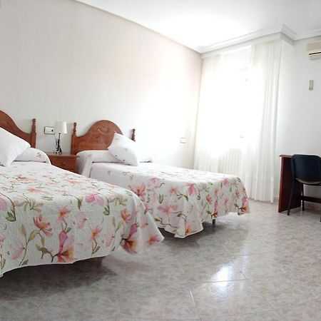 Hostal Restaurante El Abad Abadía Esterno foto